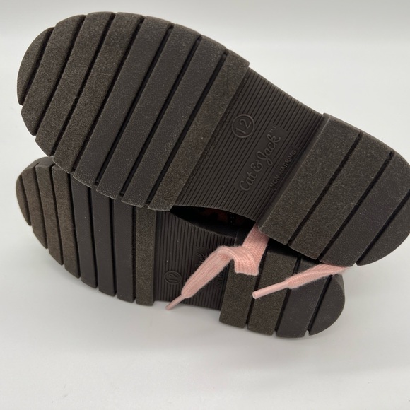 Cat & Jack Toddler Girls' Amaya Zipper Lace-Up Combat Boots Brown - Picture 6 of 6